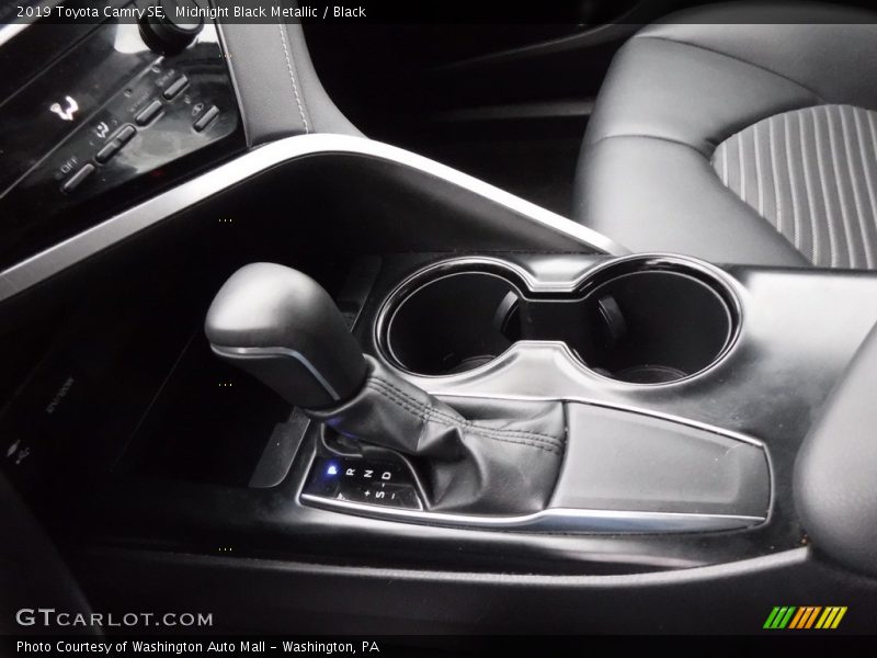 Midnight Black Metallic / Black 2019 Toyota Camry SE