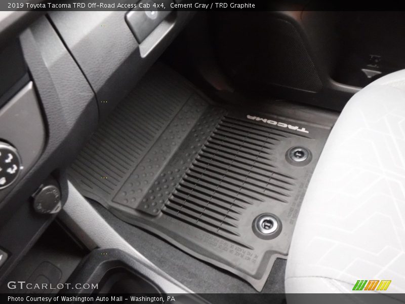 Cement Gray / TRD Graphite 2019 Toyota Tacoma TRD Off-Road Access Cab 4x4