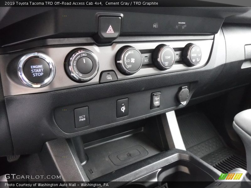 Cement Gray / TRD Graphite 2019 Toyota Tacoma TRD Off-Road Access Cab 4x4