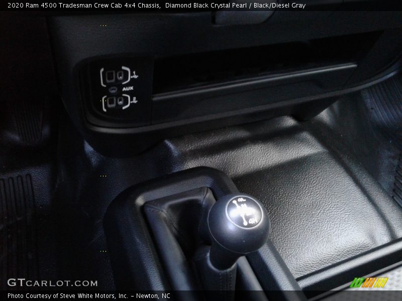 Diamond Black Crystal Pearl / Black/Diesel Gray 2020 Ram 4500 Tradesman Crew Cab 4x4 Chassis