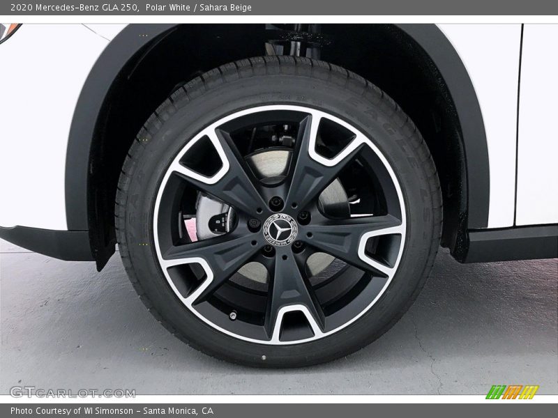 Polar White / Sahara Beige 2020 Mercedes-Benz GLA 250