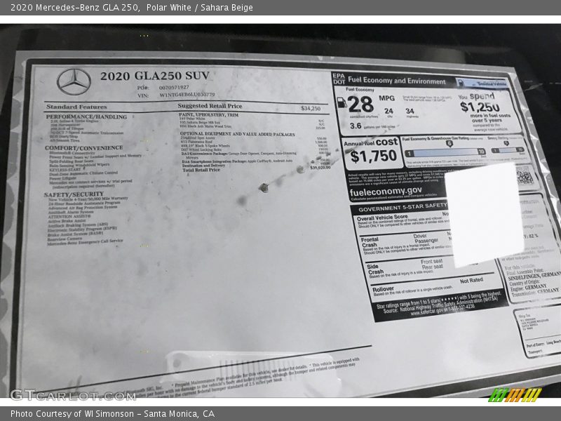 Polar White / Sahara Beige 2020 Mercedes-Benz GLA 250