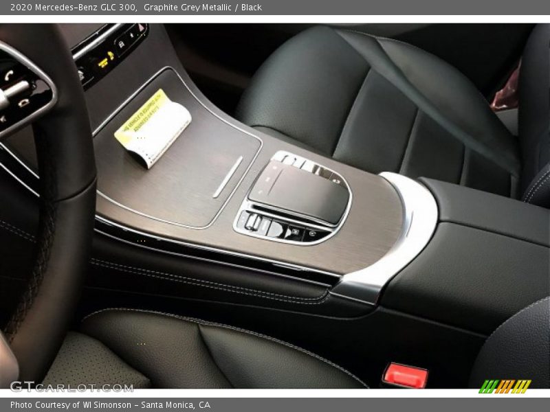 Graphite Grey Metallic / Black 2020 Mercedes-Benz GLC 300