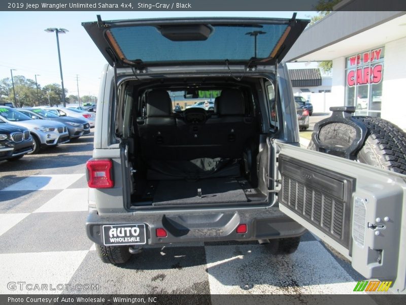 Sting-Gray / Black 2019 Jeep Wrangler Unlimited Sahara 4x4