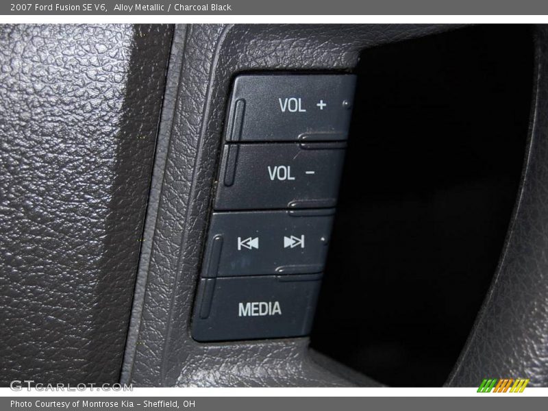 Alloy Metallic / Charcoal Black 2007 Ford Fusion SE V6