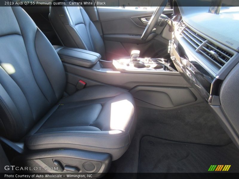 Carrara White / Black 2019 Audi Q7 55 Premium quattro