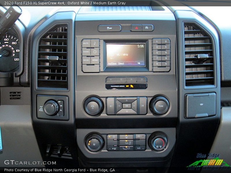 Oxford White / Medium Earth Gray 2020 Ford F150 XL SuperCrew 4x4