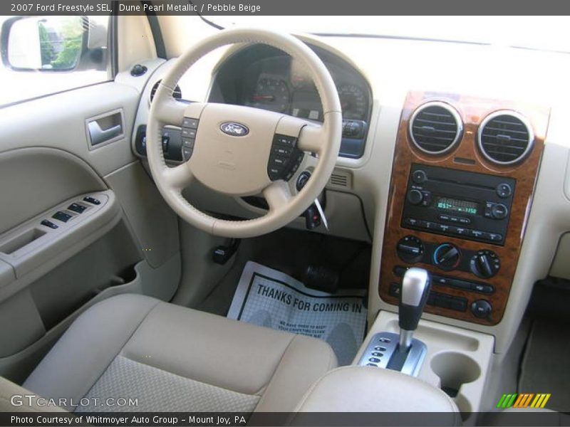 Dune Pearl Metallic / Pebble Beige 2007 Ford Freestyle SEL