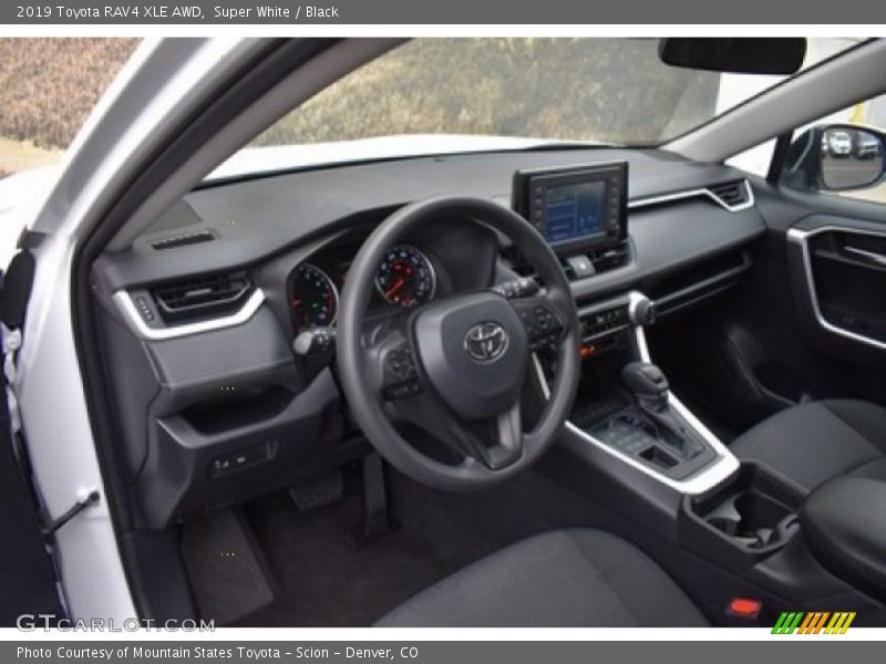Super White / Black 2019 Toyota RAV4 XLE AWD