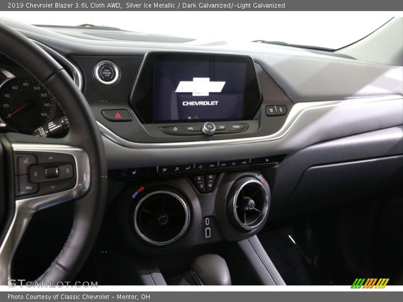 Silver Ice Metallic / Dark Galvanized/­Light Galvanized 2019 Chevrolet Blazer 3.6L Cloth AWD