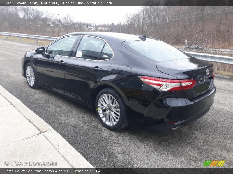 Midnight Black Metallic / Black 2020 Toyota Camry Hybrid XLE