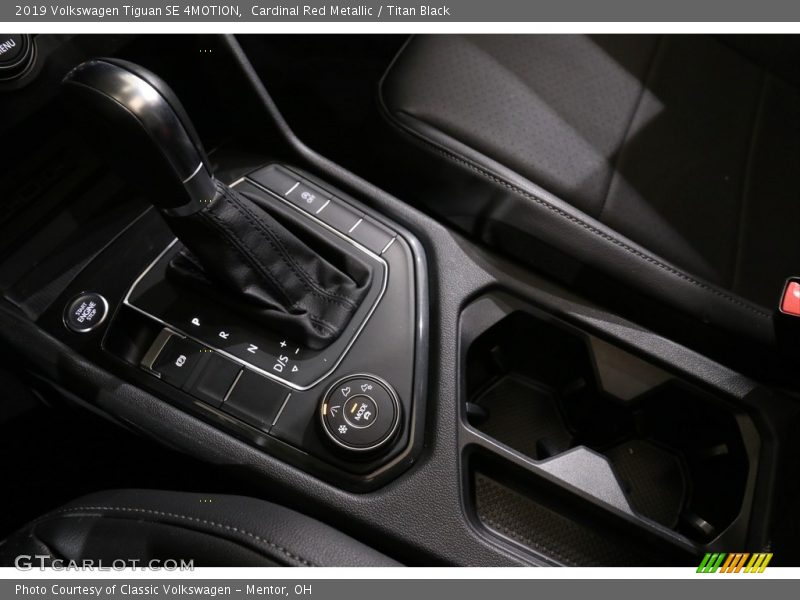  2019 Tiguan SE 4MOTION 8 Speed Automatic Shifter