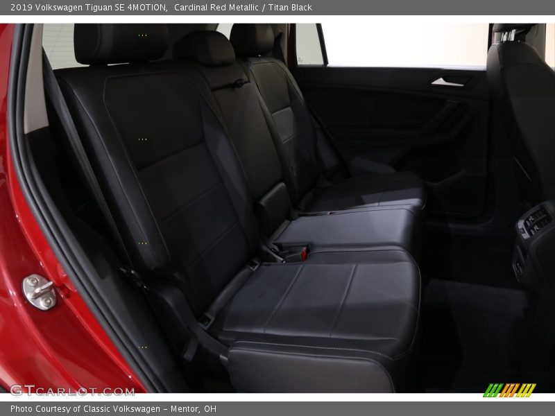 Cardinal Red Metallic / Titan Black 2019 Volkswagen Tiguan SE 4MOTION