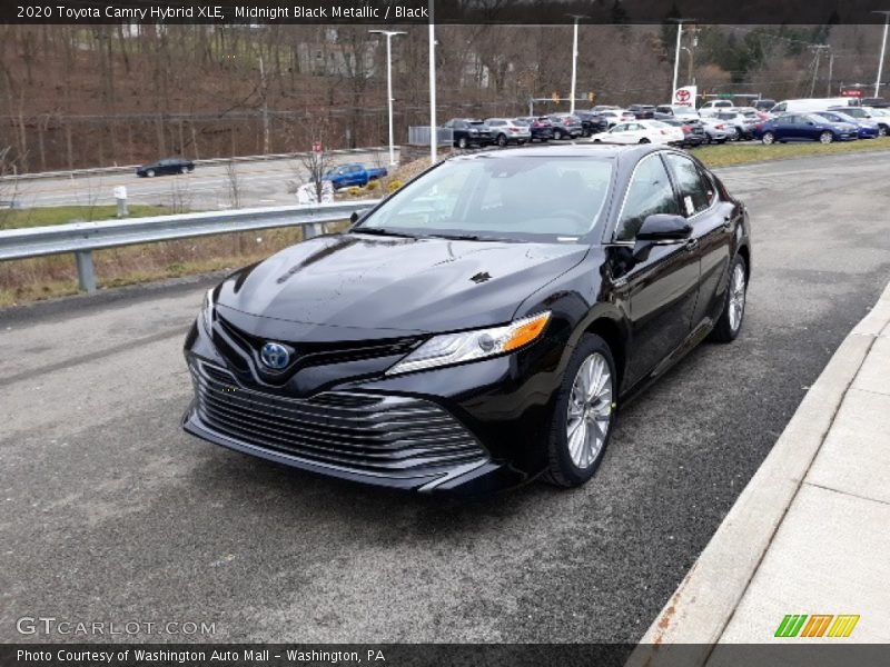 Midnight Black Metallic / Black 2020 Toyota Camry Hybrid XLE