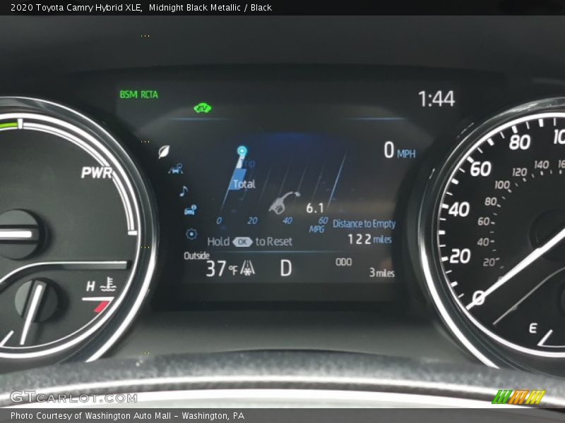 Midnight Black Metallic / Black 2020 Toyota Camry Hybrid XLE