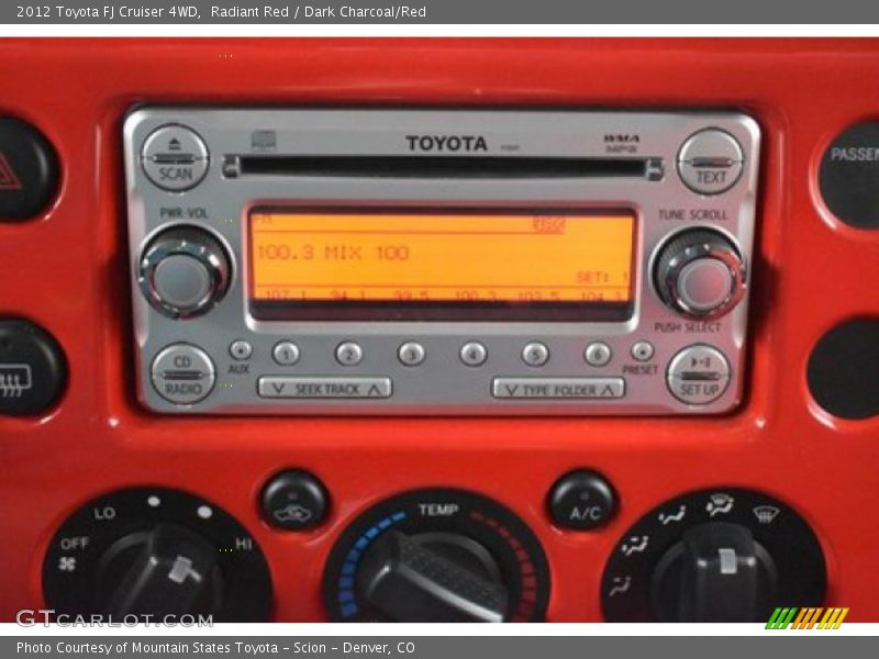 Audio System of 2012 FJ Cruiser 4WD