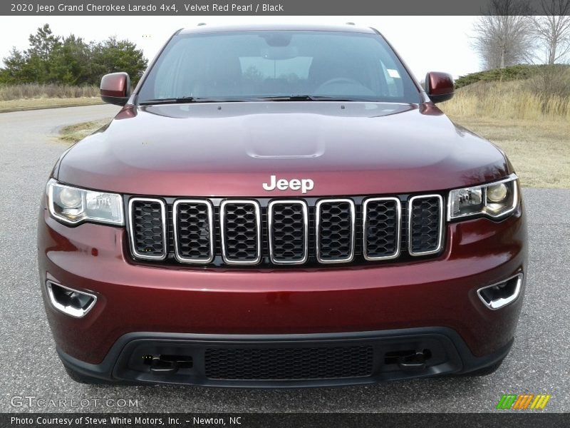 Velvet Red Pearl / Black 2020 Jeep Grand Cherokee Laredo 4x4
