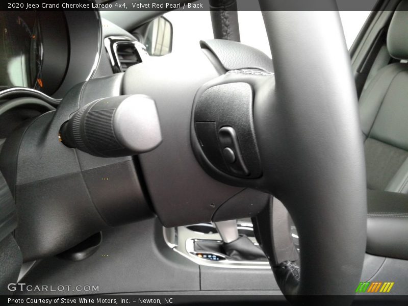 Velvet Red Pearl / Black 2020 Jeep Grand Cherokee Laredo 4x4