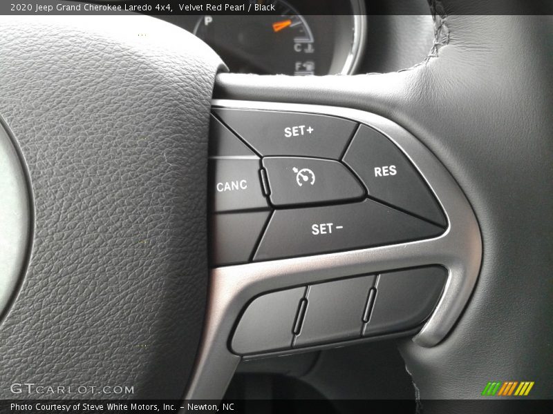 Velvet Red Pearl / Black 2020 Jeep Grand Cherokee Laredo 4x4