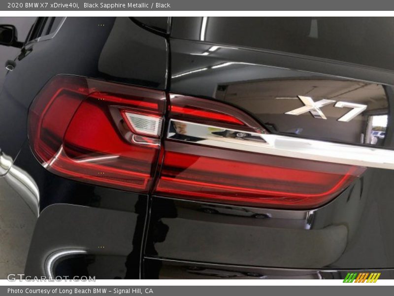 Black Sapphire Metallic / Black 2020 BMW X7 xDrive40i