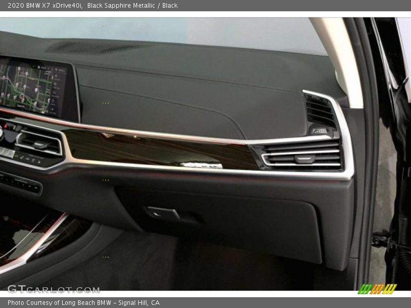 Black Sapphire Metallic / Black 2020 BMW X7 xDrive40i