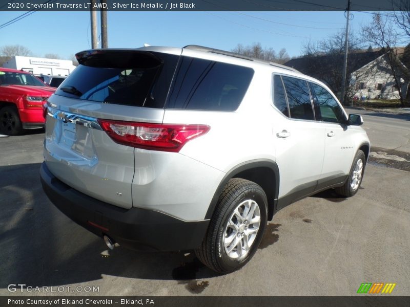 Silver Ice Metallic / Jet Black 2020 Chevrolet Traverse LT AWD