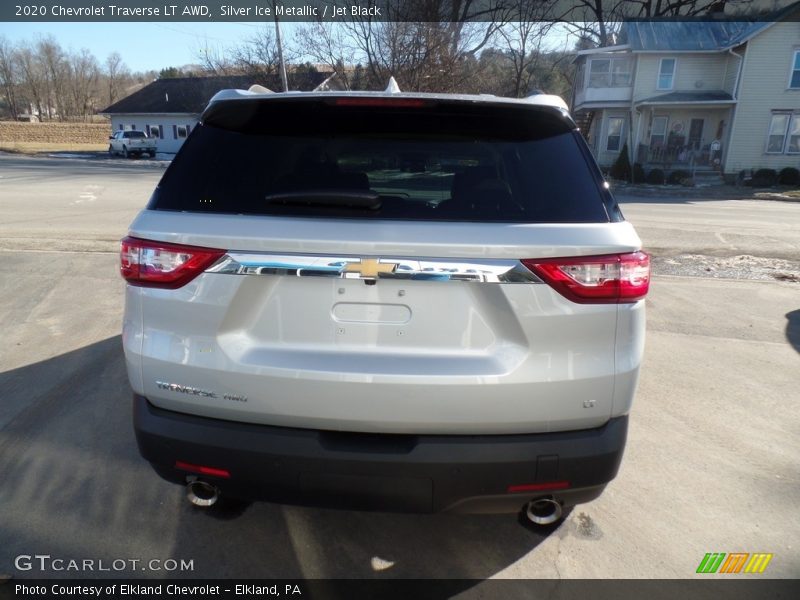 Silver Ice Metallic / Jet Black 2020 Chevrolet Traverse LT AWD