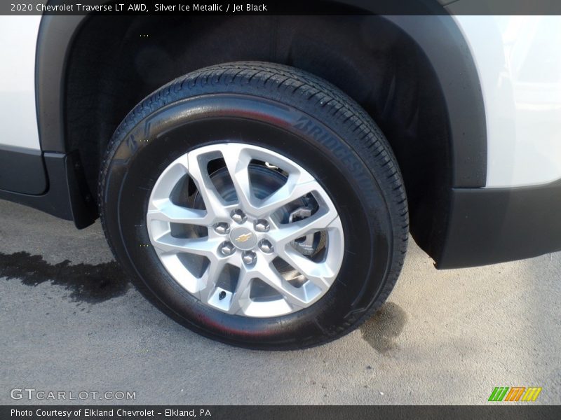 Silver Ice Metallic / Jet Black 2020 Chevrolet Traverse LT AWD