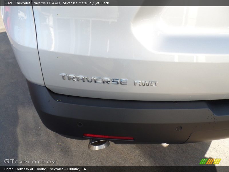 Silver Ice Metallic / Jet Black 2020 Chevrolet Traverse LT AWD