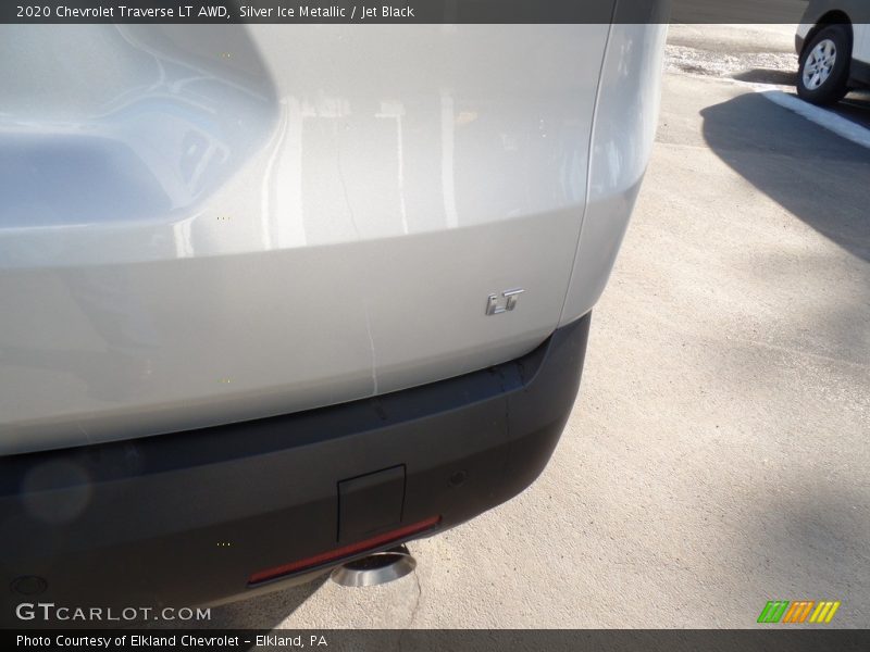 Silver Ice Metallic / Jet Black 2020 Chevrolet Traverse LT AWD