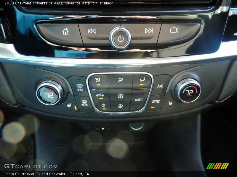 Silver Ice Metallic / Jet Black 2020 Chevrolet Traverse LT AWD