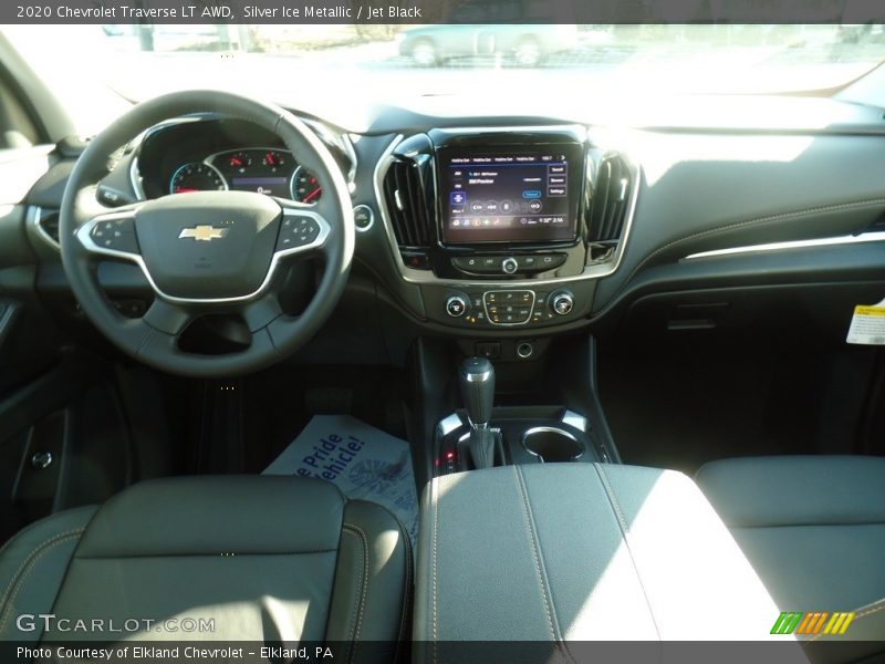Silver Ice Metallic / Jet Black 2020 Chevrolet Traverse LT AWD
