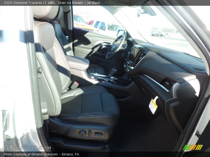 Silver Ice Metallic / Jet Black 2020 Chevrolet Traverse LT AWD