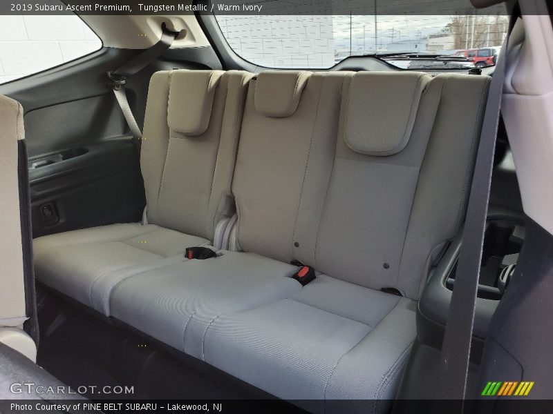 Tungsten Metallic / Warm Ivory 2019 Subaru Ascent Premium