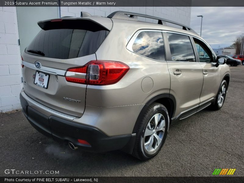 Tungsten Metallic / Warm Ivory 2019 Subaru Ascent Premium