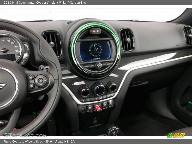 Dashboard of 2020 Countryman Cooper S