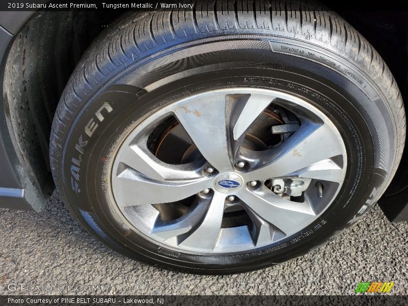 Tungsten Metallic / Warm Ivory 2019 Subaru Ascent Premium