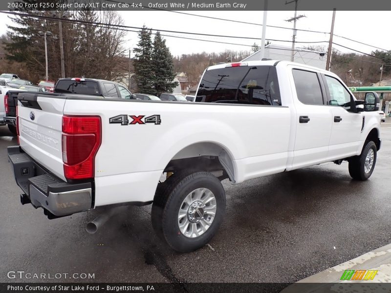 Oxford White / Medium Earth Gray 2020 Ford F250 Super Duty XLT Crew Cab 4x4