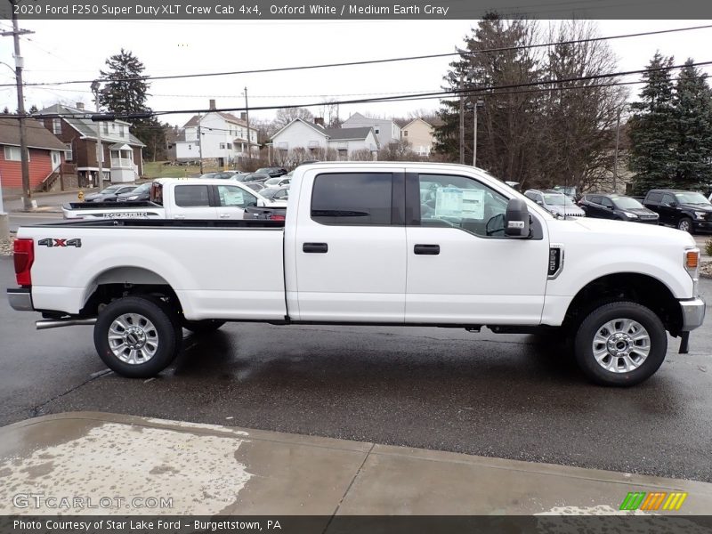 Oxford White / Medium Earth Gray 2020 Ford F250 Super Duty XLT Crew Cab 4x4