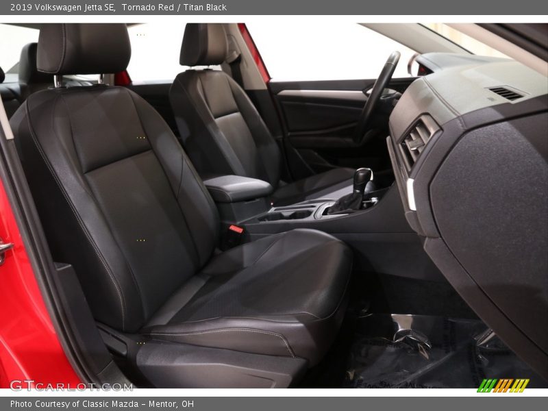 Tornado Red / Titan Black 2019 Volkswagen Jetta SE