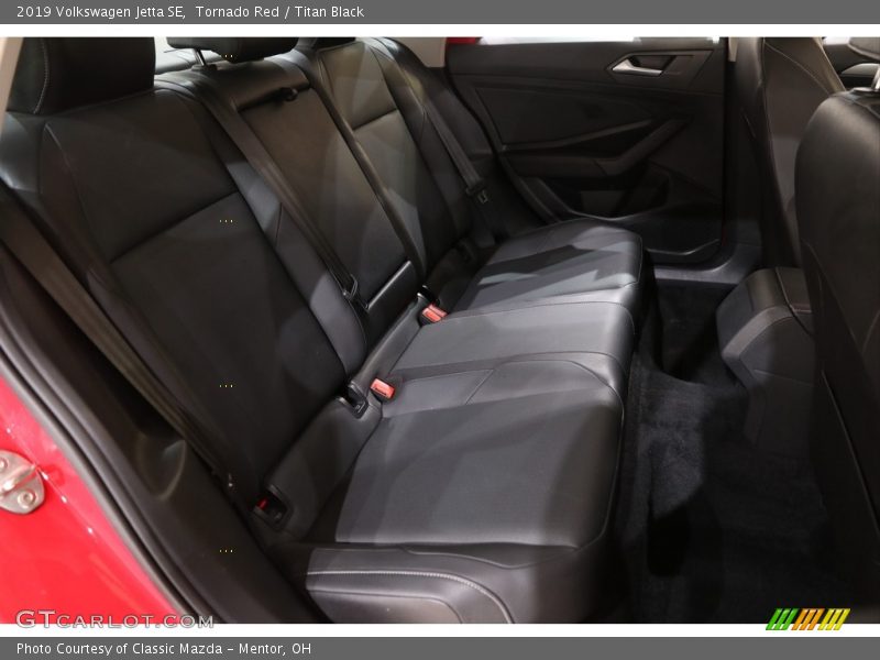 Tornado Red / Titan Black 2019 Volkswagen Jetta SE