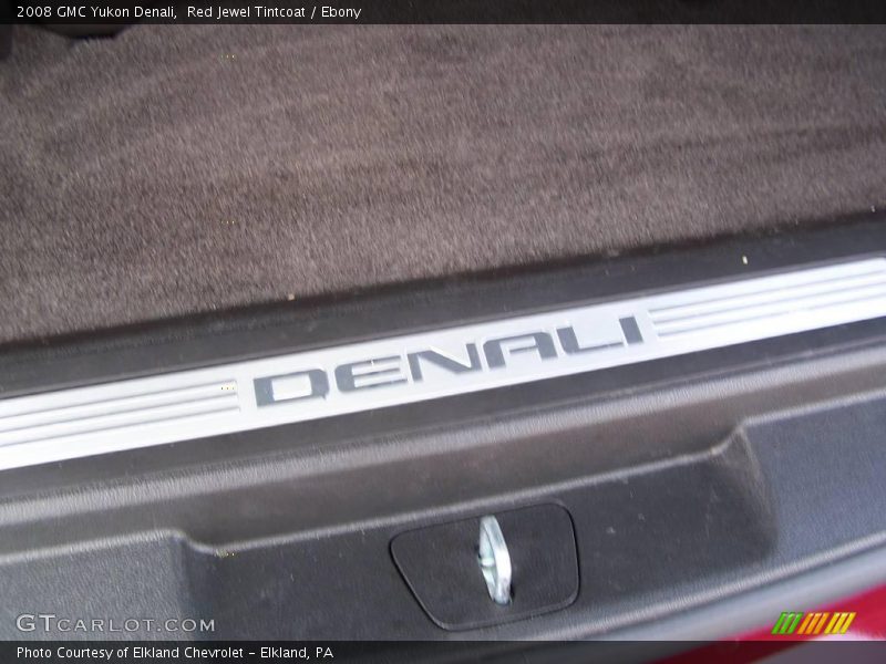 Red Jewel Tintcoat / Ebony 2008 GMC Yukon Denali