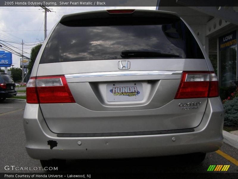 Silver Pearl Metallic / Black 2005 Honda Odyssey Touring