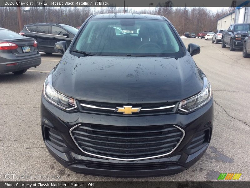 Mosaic Black Metallic / Jet Black 2020 Chevrolet Trax LS