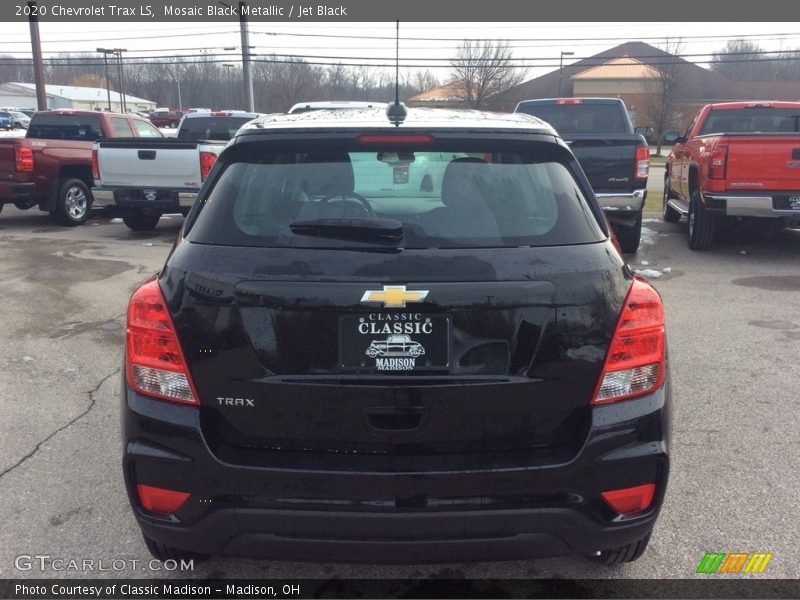 Mosaic Black Metallic / Jet Black 2020 Chevrolet Trax LS