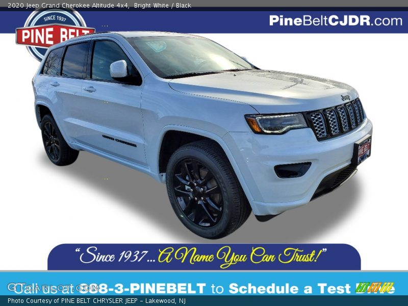 Bright White / Black 2020 Jeep Grand Cherokee Altitude 4x4