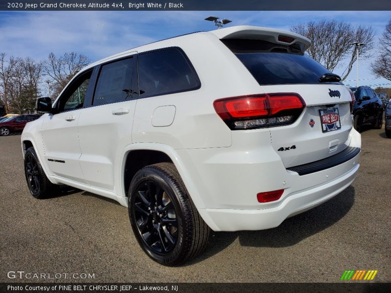 Bright White / Black 2020 Jeep Grand Cherokee Altitude 4x4