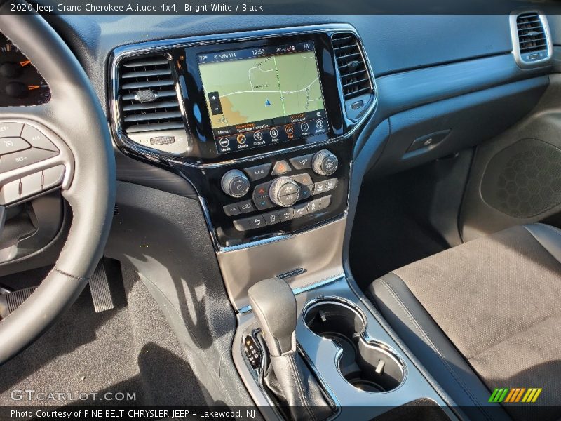 Bright White / Black 2020 Jeep Grand Cherokee Altitude 4x4