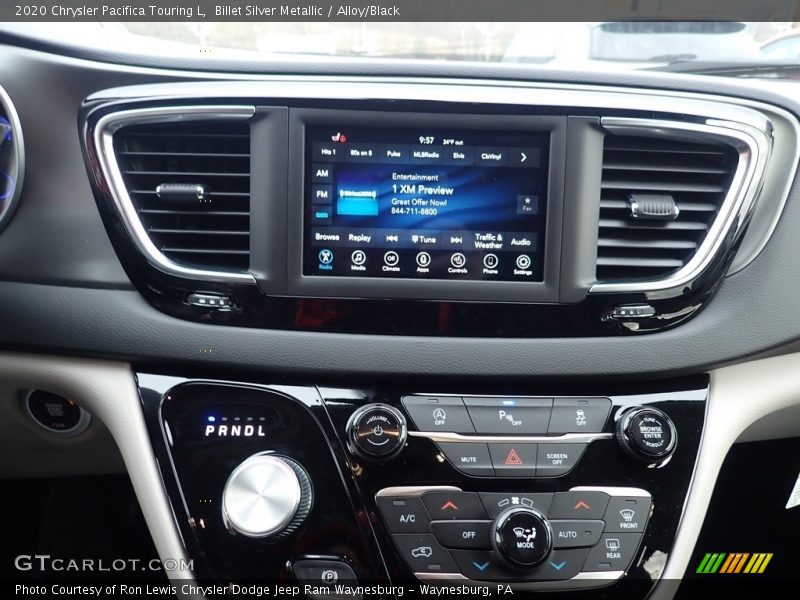 Controls of 2020 Pacifica Touring L