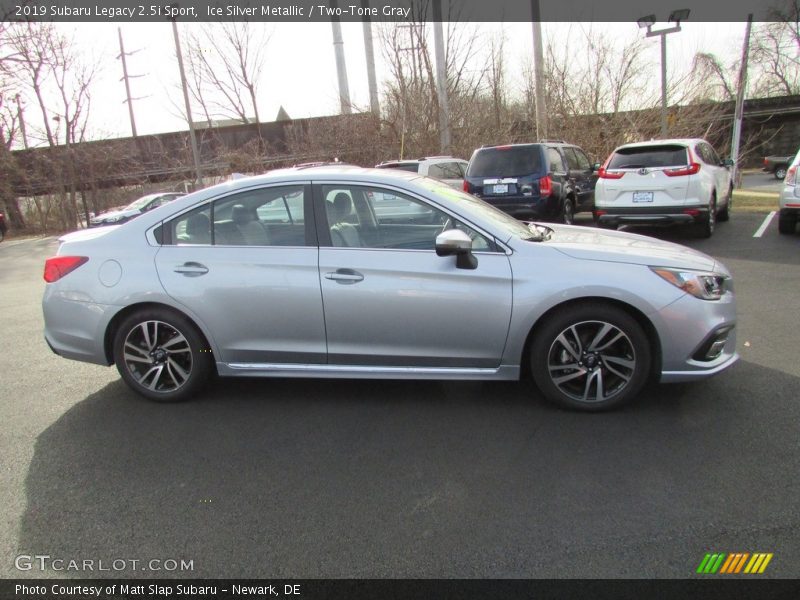 Ice Silver Metallic / Two-Tone Gray 2019 Subaru Legacy 2.5i Sport
